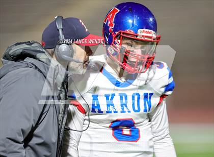 Thumbnail 3 in Haxtun vs. Akron (CHSAA 8-Man Final) photogallery.