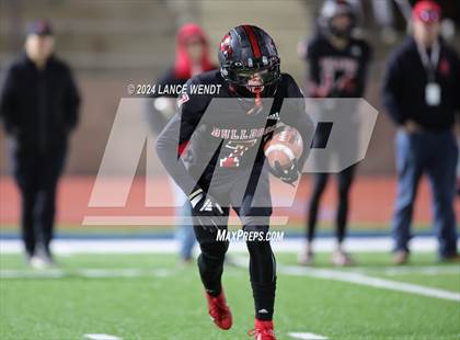 Thumbnail 2 in Haxtun vs. Akron (CHSAA 8-Man Final) photogallery.