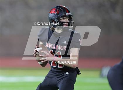 Thumbnail 3 in Haxtun vs. Akron (CHSAA 8-Man Final) photogallery.
