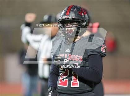 Thumbnail 3 in Haxtun vs. Akron (CHSAA 8-Man Final) photogallery.