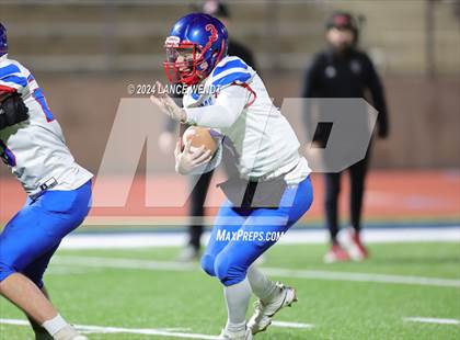 Thumbnail 3 in Haxtun vs. Akron (CHSAA 8-Man Final) photogallery.