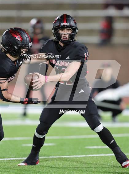 Thumbnail 1 in Haxtun vs. Akron (CHSAA 8-Man Final) photogallery.