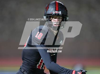 Thumbnail 2 in Haxtun vs. Akron (CHSAA 8-Man Final) photogallery.