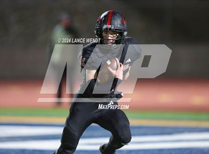 Thumbnail 3 in Haxtun vs. Akron (CHSAA 8-Man Final) photogallery.
