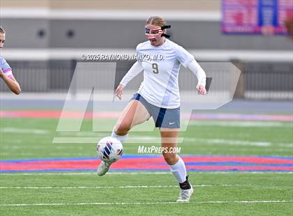 Thumbnail 1 in Mishawaka Marian vs. Delta (IHSAA 2A Semi-State) photogallery.