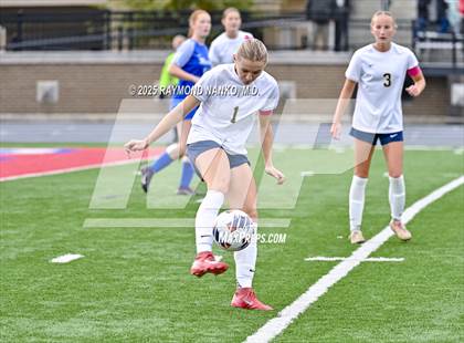 Thumbnail 2 in Mishawaka Marian vs. Delta (IHSAA 2A Semi-State) photogallery.