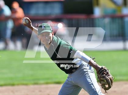 Thumbnail 3 in Kelly @ Brother Rice (IHSA 4A Regional Playoff) photogallery.