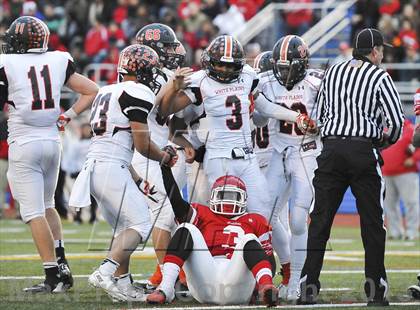 Thumbnail 3 in White Plains vs North Rockland (Section 1 Class AA Final) photogallery.