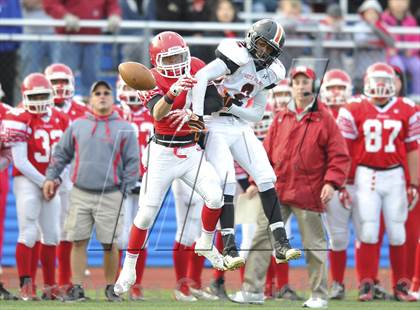 Thumbnail 2 in White Plains vs North Rockland (Section 1 Class AA Final) photogallery.