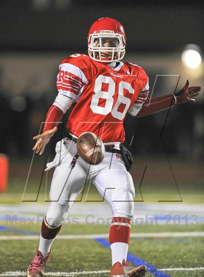 Thumbnail 1 in White Plains vs North Rockland (Section 1 Class AA Final) photogallery.