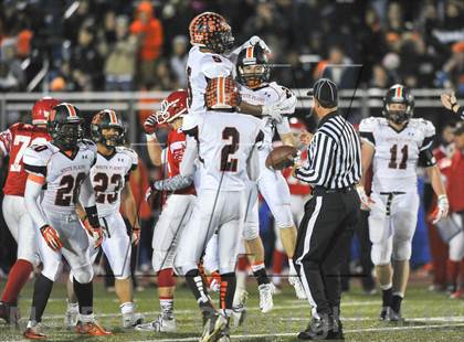Thumbnail 2 in White Plains vs North Rockland (Section 1 Class AA Final) photogallery.