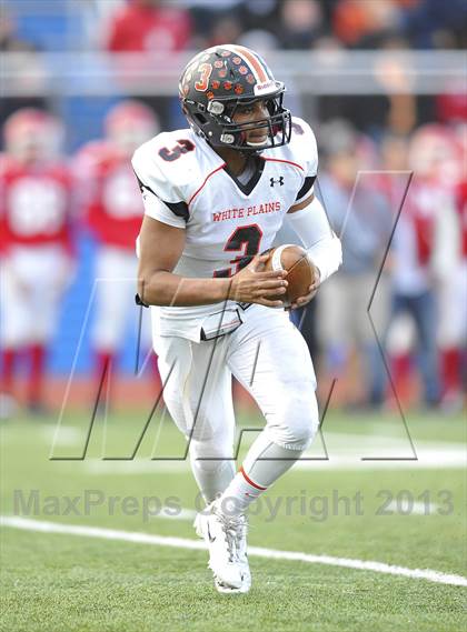 Thumbnail 1 in White Plains vs North Rockland (Section 1 Class AA Final) photogallery.