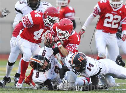 Thumbnail 1 in White Plains vs North Rockland (Section 1 Class AA Final) photogallery.
