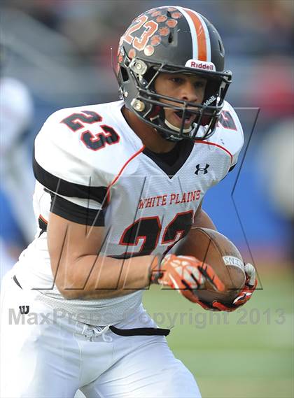 Thumbnail 3 in White Plains vs North Rockland (Section 1 Class AA Final) photogallery.