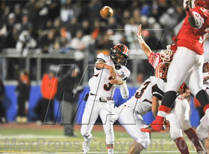 Thumbnail 1 in White Plains vs North Rockland (Section 1 Class AA Final) photogallery.