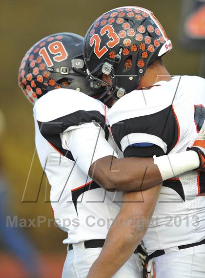 Thumbnail 1 in White Plains vs North Rockland (Section 1 Class AA Final) photogallery.