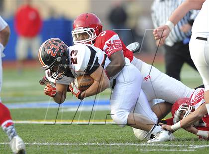 Thumbnail 2 in White Plains vs North Rockland (Section 1 Class AA Final) photogallery.