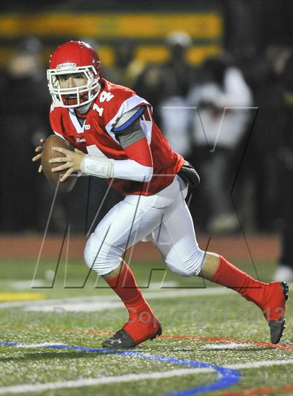 Thumbnail 2 in White Plains vs North Rockland (Section 1 Class AA Final) photogallery.