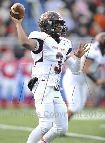 Thumbnail 3 in White Plains vs North Rockland (Section 1 Class AA Final) photogallery.