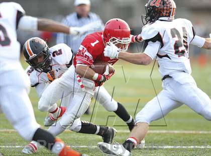 Thumbnail 3 in White Plains vs North Rockland (Section 1 Class AA Final) photogallery.