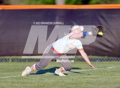 Thumbnail 1 in Holtville @ Chilton County photogallery.