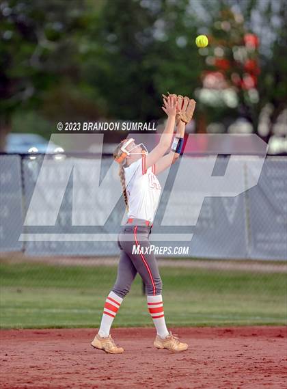 Thumbnail 1 in Holtville @ Chilton County photogallery.