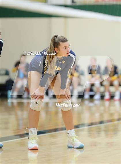 Thumbnail 1 in Clarkston @ Lake Orion photogallery.