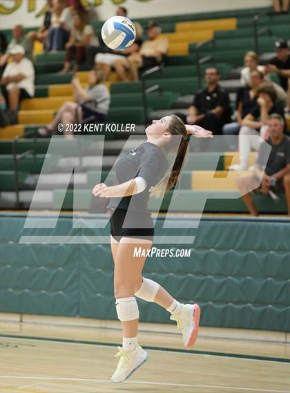 Thumbnail 2 in Clarkston @ Lake Orion photogallery.
