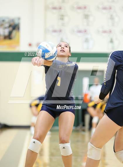 Thumbnail 2 in Clarkston @ Lake Orion photogallery.