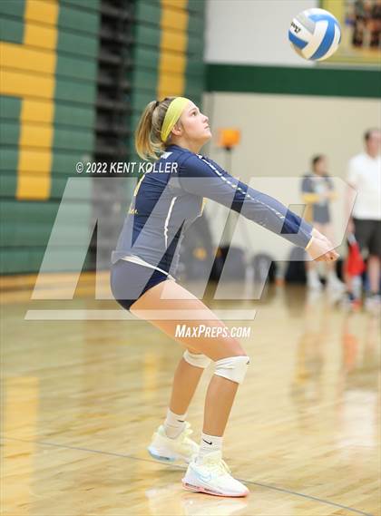 Thumbnail 3 in Clarkston @ Lake Orion photogallery.