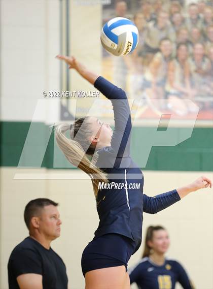 Thumbnail 1 in Clarkston @ Lake Orion photogallery.