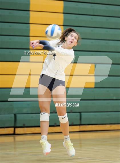 Thumbnail 1 in Clarkston @ Lake Orion photogallery.