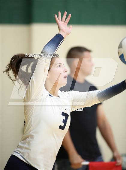 Thumbnail 2 in Clarkston @ Lake Orion photogallery.