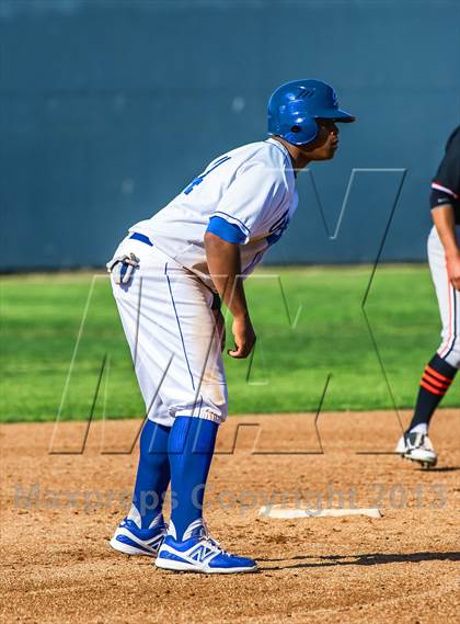 Thumbnail 1 in Huntington Beach @ Gahr photogallery.