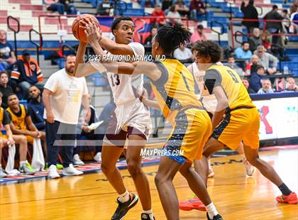 Thumbnail 3 in South Bend Riley vs Mishawaka (Phil Cox Memorial Holiday Tournament)  photogallery.