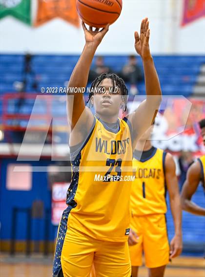 Thumbnail 3 in South Bend Riley vs Mishawaka (Phil Cox Memorial Holiday Tournament)  photogallery.