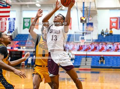 Thumbnail 2 in South Bend Riley vs Mishawaka (Phil Cox Memorial Holiday Tournament)  photogallery.