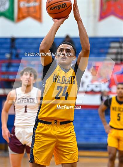 Thumbnail 3 in South Bend Riley vs Mishawaka (Phil Cox Memorial Holiday Tournament)  photogallery.