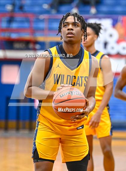 Thumbnail 2 in South Bend Riley vs Mishawaka (Phil Cox Memorial Holiday Tournament)  photogallery.