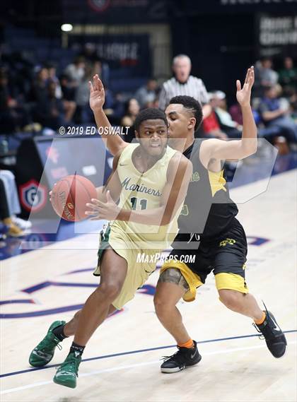 Thumbnail 2 in Moreau Catholic vs. Notre Dame (MaxPreps/DLS MLK Classic) photogallery.