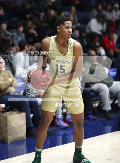 Thumbnail 3 in Moreau Catholic vs. Notre Dame (MaxPreps/DLS MLK Classic) photogallery.