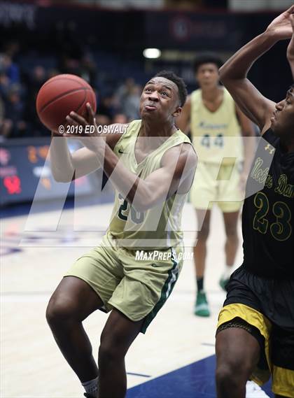 Thumbnail 2 in Moreau Catholic vs. Notre Dame (MaxPreps/DLS MLK Classic) photogallery.