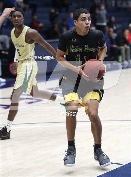 Thumbnail 1 in Moreau Catholic vs. Notre Dame (MaxPreps/DLS MLK Classic) photogallery.
