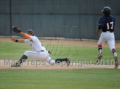 Thumbnail 3 in Montgomery @ Poway photogallery.