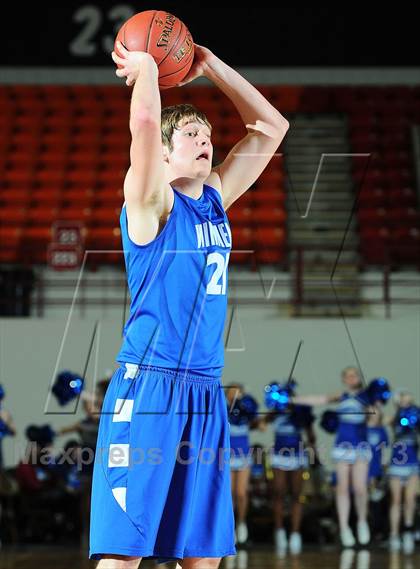Thumbnail 3 in Highland Park vs. Winfield (KSHSAA 4A  1st Round) photogallery.