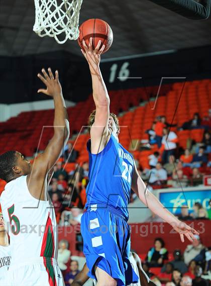 Thumbnail 1 in Highland Park vs. Winfield (KSHSAA 4A  1st Round) photogallery.