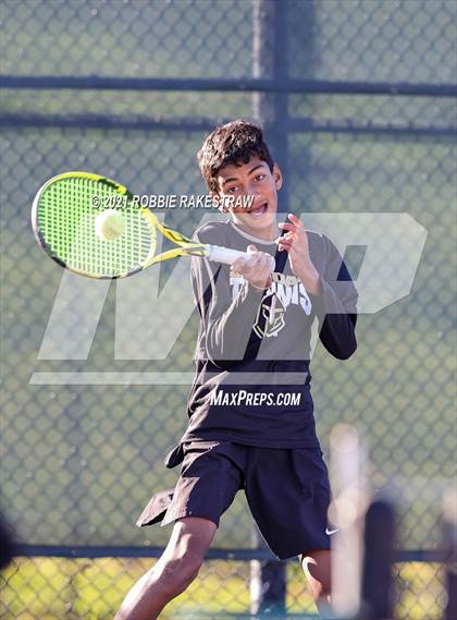 Thumbnail 2 in Highland Park vs Jordan (UIL 5A Team Tennis Semifinal) photogallery.
