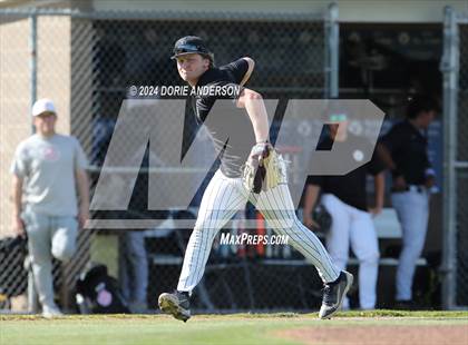 Thumbnail 3 in Rio Americano @ Vista del Lago photogallery.