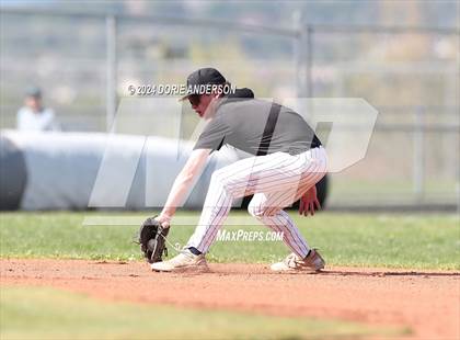 Thumbnail 3 in Rio Americano @ Vista del Lago photogallery.