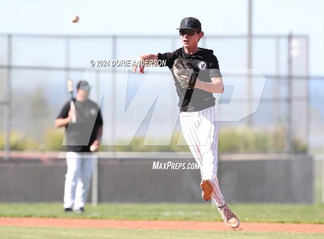Photo 8 in the Rio Americano @ Vista del Lago Photo Gallery (137 Photos)